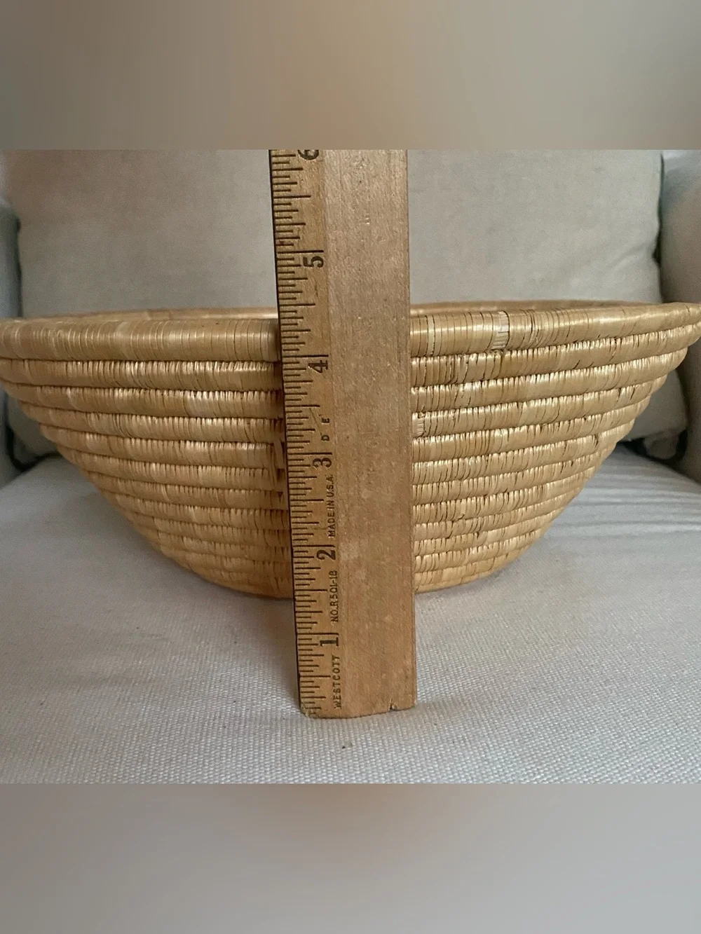 Vtg Handwoven Coiled Natural Fiber w Diamond Accent Basket Bowl Large 10.5”